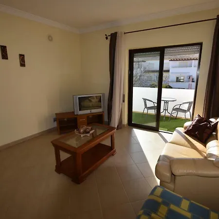 Ferreiras, Excellent Duplex In With Pool *