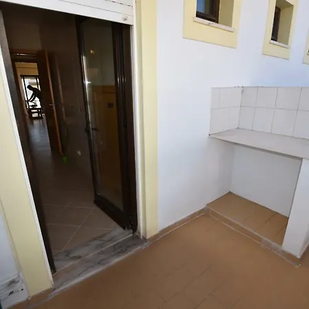 Ferreiras, Excellent Duplex In With Pool *