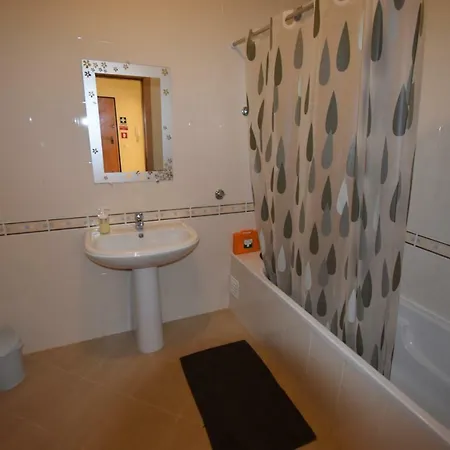 Ferreiras, Excellent Duplex In With Pool *